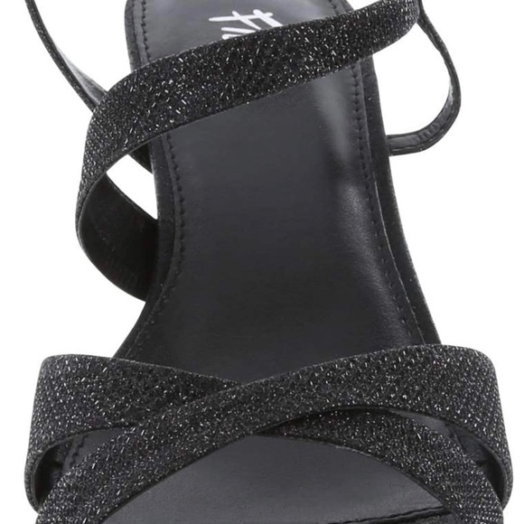 Fioni Black Women’s Dazie Low Heel 5.5 W New - Picture 3 of 3